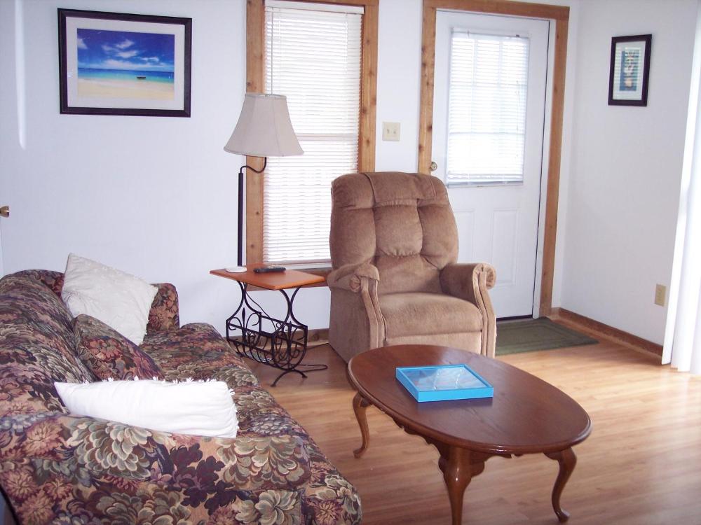 Two-Bedroom Suite - Unit 6 interior